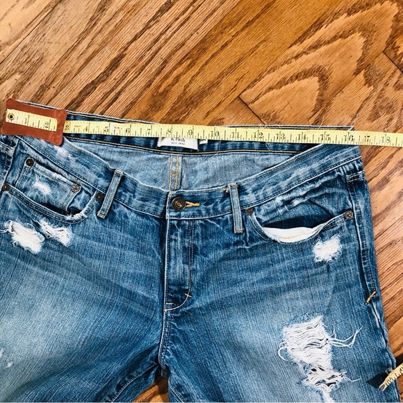 Abercrombie & Fitch > Womens Emma Distressed Boot Cut Low Rise Jeans > 10R - Picture 9 of 12